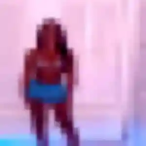 Charmante Habiba, 36 ans à La Fontaine-Saint-Martin - la contacter