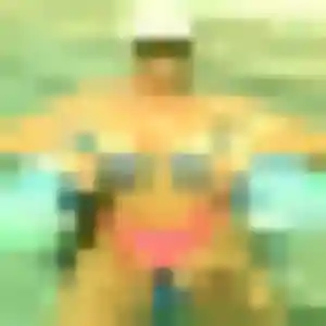 Photo exclusive de Hafsa, 30 ans à La Fontaine-Saint-Martin - plan discret