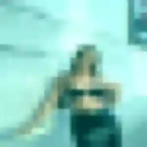 Hajar, 24 ans, connectée à La Freissinouse pour une rencontre coquine