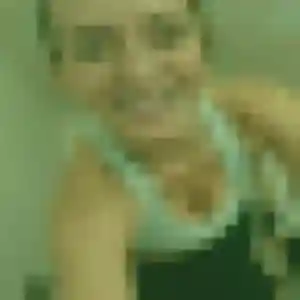 Jolie Fouzia, 35 ans à La Garde-Adhémar - voir sa photo