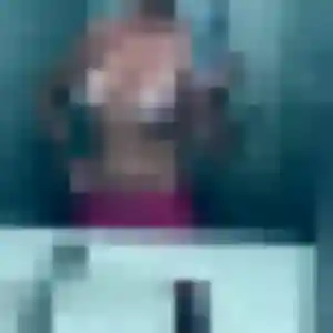 Photo de Safia à La Gravelle (45 ans) - beurette anonyme