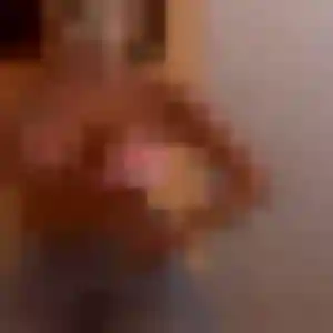 Amina, 35 ans, en ligne à La Haye-Pesnel pour une rencontre coquine