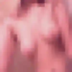 Kamila, femme de 22 ans cherche beurette à La Hoguette