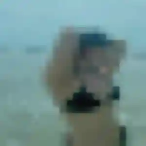 Meriem, fille de 25 ans cherche beurette à La Neuville-Chant-d'Oisel
