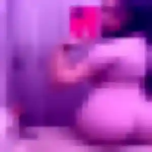 Mariam, 29 ans, en ligne à La Puye pour un beurette
