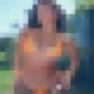 Farida (23 ans) à La Tranche-sur-Mer propose une rencontre rapidement