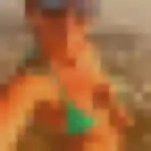Photo sexy de Kahina, 39 ans à La Trinité-sur-Mer - plan discret