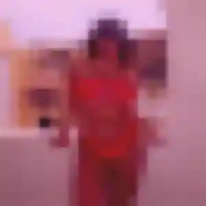 Rejoins Lydia, 31 ans à La Vallée en t'inscrivant