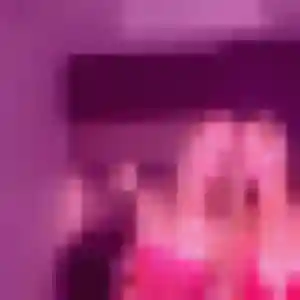 Découvre Naima, 24 ans à La Vaupalière en privé