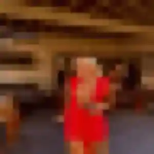 Syrine, 26 ans, cherche un beurette à Ladignac-le-Long