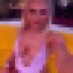Nesrine (22 ans) à Lafitte-sur-Lot cherche un beurette rapidement