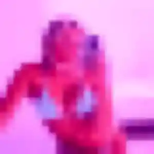Yasmine, 22 ans, connectée à Lagarrigue pour une rencontre coquine