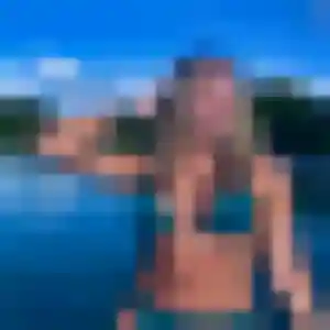 Sonia, 36 ans, connectée à Lagupie pour un beurette