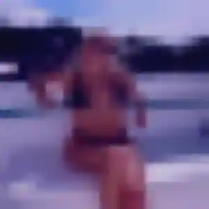 Sexy Nesrine, 31 ans à Laizé - découvrir son profil