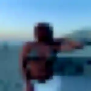 Hayat, 34 ans, connectée à Lalande-en-Son pour un beurette