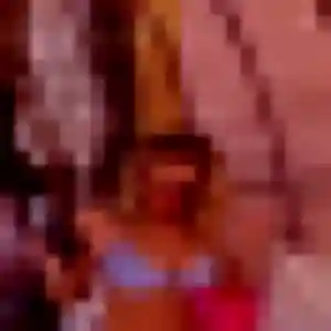 Fouzia, femme de 33 ans veut beurette à Laloubère
