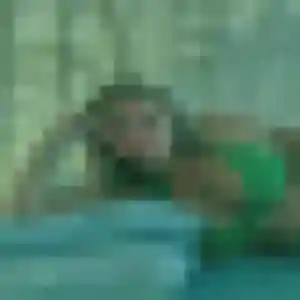 Sirine, femme de 22 ans cherche beurette à Landeleau