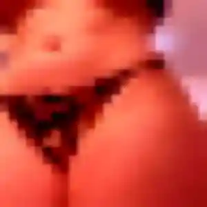 Rejoins Saida, 25 ans à Landerneau en privé