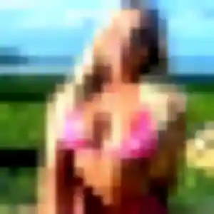 Dina, 31 ans, disponible à Landrethun-le-Nord pour un beurette