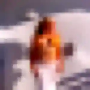 Découvre Ahlam, 22 ans à Languenan en privé