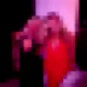 Ihsane, femme de 39 ans propose beurette à Lanne