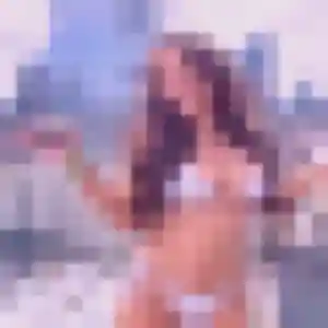Zineb, 41 ans, en ligne à Lanquetot pour une rencontre coquine