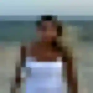 Kawtar, 33 ans, connectée à Lanvallay pour un beurette