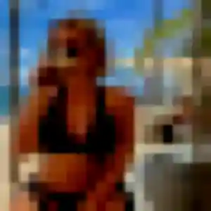 Photo de Melissa à Larmor-Plage (39 ans) - beurette anonyme