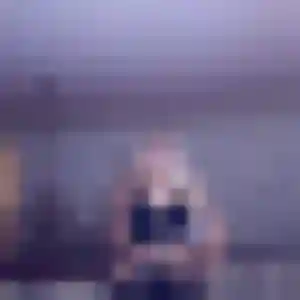 Photo de Nadia à Larrazet (33 ans) - beurette discret