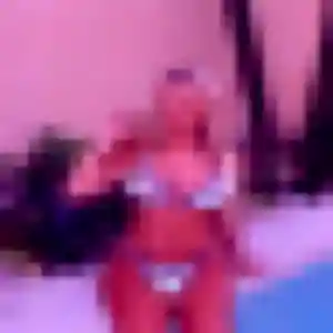 Sexy Layla, 34 ans à Lassy - voir sa photo