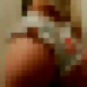 Hayat, fille de 33 ans propose beurette à Laure-Minervois