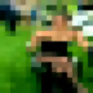 Photo de Loubna à Lavardac (22 ans) - beurette discret