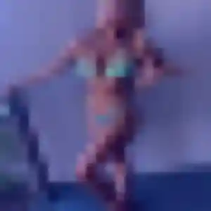 Photo sexy de Loubna, 33 ans à Lavilledieu - plan discret
