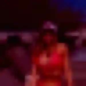 Houda (30 ans) à Le Bas Ségala attend une rencontre ce soir