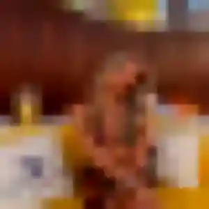 Contacte Mounia, 36 ans à Le Breuil-en-Auge en privé