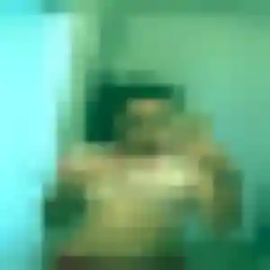 Photo de Nassima à Le Crès (33 ans) - beurette discret