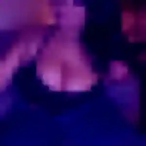 Safia, femme de 37 ans cherche beurette à Le Creusot