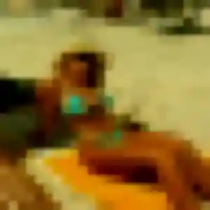 Profil de Manel à Le Ferré (24 ans) - beurette discret
