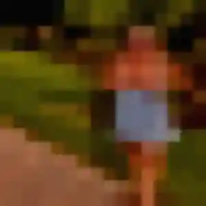 Photo exclusive de Emna, 23 ans à Le Mayet-de-Montagne - plan discret