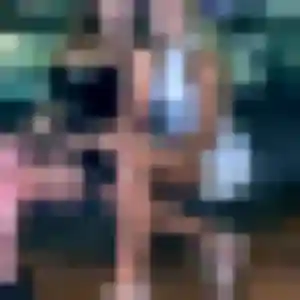 Photo de Hind à Le Mené (44 ans) - beurette discret