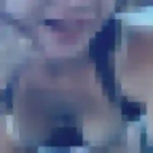 Photo de Loubna à Le Morne-Vert (35 ans) - beurette discret