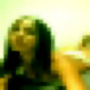 Djamila de Le Péage-de-Roussillon, 22 ans - beurette discret