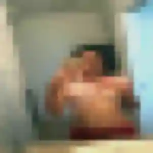 Profil de Linda à Le Quillio (25 ans) - beurette discret
