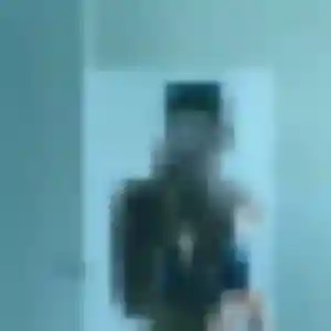 Rim, 33 ans, cherche un beurette à Leers
