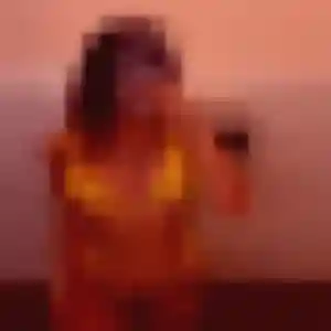 Hana, 22 ans, veut un beurette à Les Échelles