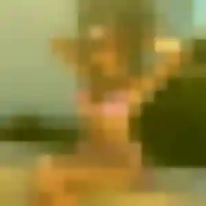 Loubna (35 ans) à Les Hogues cherche une rencontre aujourd'hui
