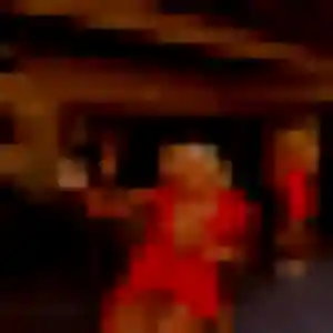 Hana (32 ans) à Les Mages attend une rencontre ce soir