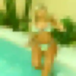 Photo de Ihsane à Les Mesnuls (32 ans) - beurette discret