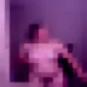 Malika, 32 ans, en ligne à Les Ormes pour une rencontre coquine