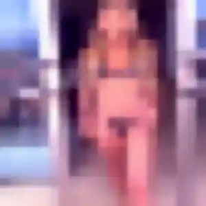 Rejoins Emna, 24 ans à Les Portes du Coglais gratuitement